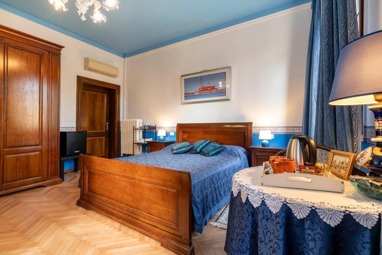 Bed And Breakfast Casa Delle Rose Lido Venezia Lido di Venezia Eksteriør bilde